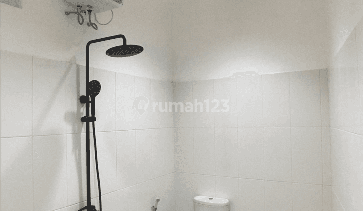 Rumah 2 Lantai Terbaik di Bintaro Hanya 10 Menit Ke Tol Jakarta 14