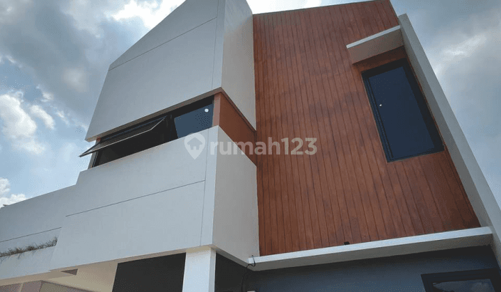 Hunian Cozy 2 Lantai + Rooftop Bergaya Jepang di Pusat Kota Depok  2