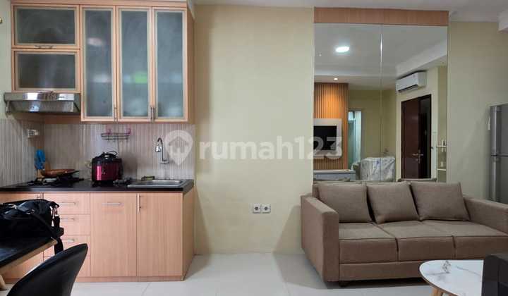 Sewa Mediterania Garden Residence 2 Furnished 2Br Middle Floor 2