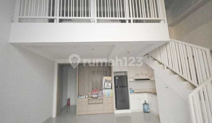 Sewa Unit Neo Soho Tipe Maple Kondisi Furnished dan High Floor