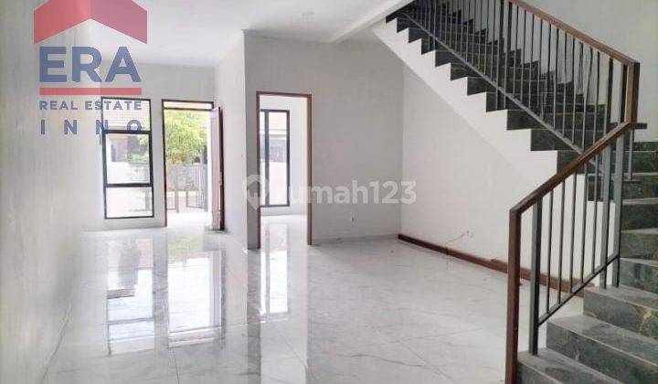 Rumah Baru Minimalis Singgasana Pradana Mekarwangi Bandung 1