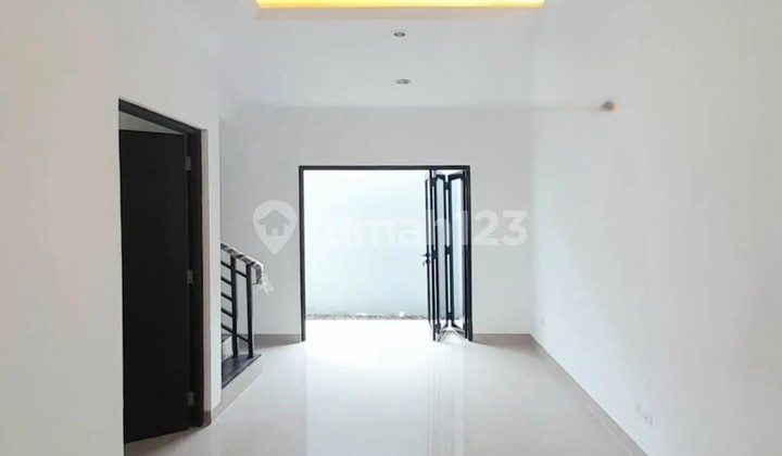 Rumah Bagus Cluster Paradizo Pondok Ranji, Tangerang Selatan 2