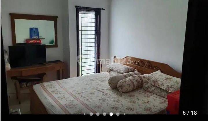 Rumah Bagus Semi Furnished SHM di Permata Calysta, Tangerang Selatan 2