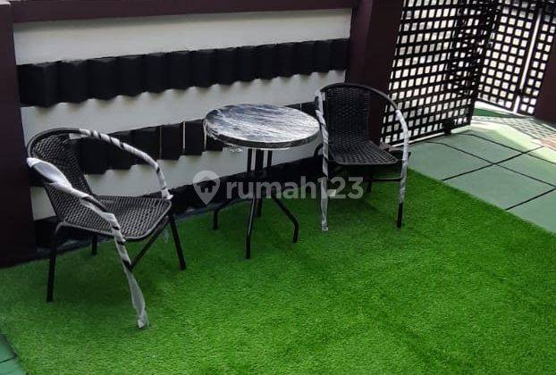 Rumah Bagus Sekali Semi Furnished SHM di Jl. Cipadu,  2