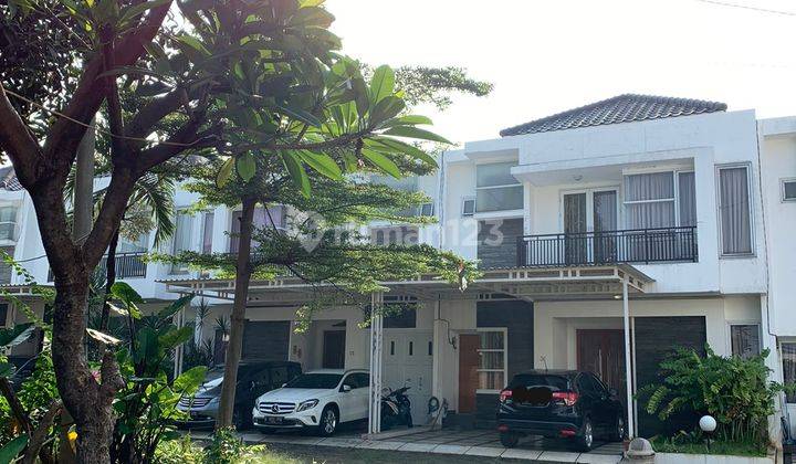 Exclusive Minimalist Modern Tropical Townhouse The Regent Jatiwarna 1