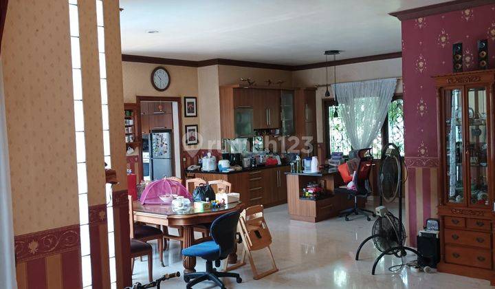 Rumah Bagus Semi Furnished SHM di Maleo, Tangerang Selatan 2