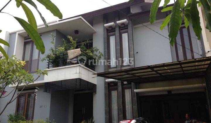 Rumah 2 Lantai Bagus SHM di Jl. Camar, Tangerang Selatan 1