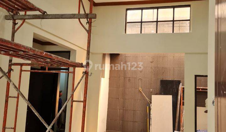 Rumah 2 Lantai Bagus SHM di Jl. Maleo, Tangerang Selatan 2