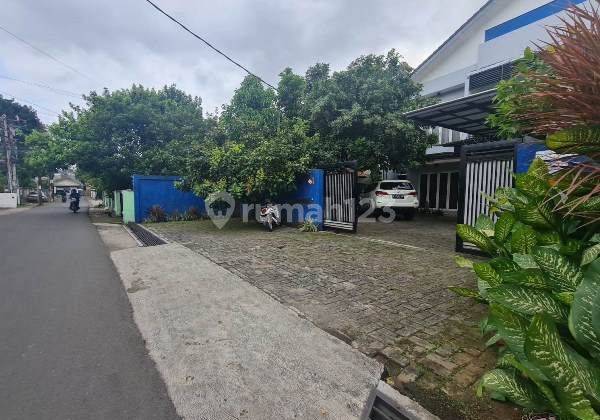 Rumah 2 Lantai Bagus SHM di Jl. Rawa Papan, Jakarta Selatan 1