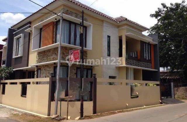 2 Unit Rumah Brand New Deplu Adam Malik Dekat Kampus Budi Luhur 1