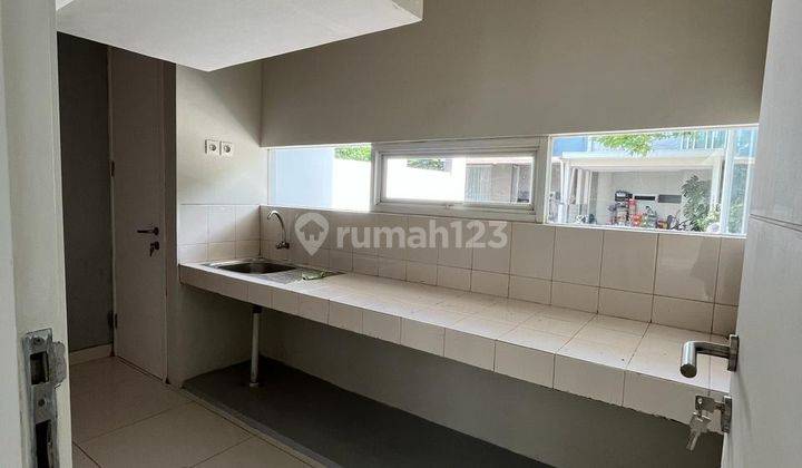 Rumah 2 Lantai 4 Unit di District Discovery, Tangerang Selatan 2