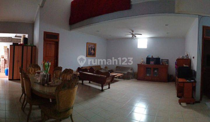 Rumah 3 Lantai Bagus SHM di Pinang Mas, Jakarta Selatan 1