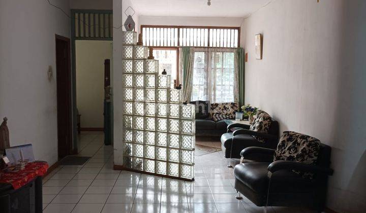 Rumah Bagus SHM di Jl. Nusaloka, Tangerang 1