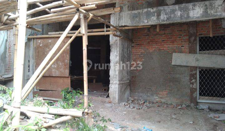 Rumah 3 Lantai Bagus SHM di Jl. Maleo, Tangerang Selatan 2