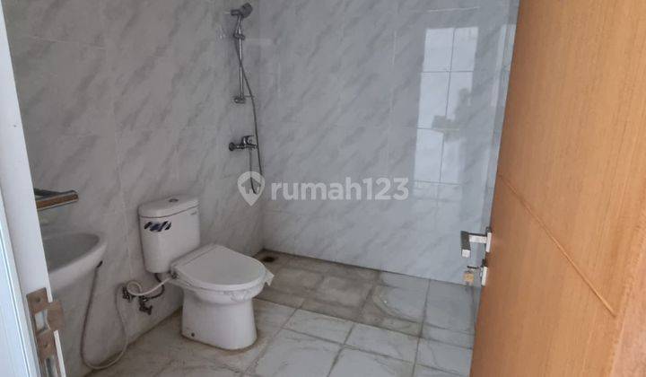 Rumah 2 Lantai Bagus SHM di Jl. Siaga Raya, Jakarta Selatan 2