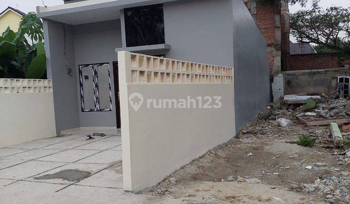 Rumah Bagus Semi Furnished SHM di Jl. Makmur Pertanian , Tangerang Selatan 2