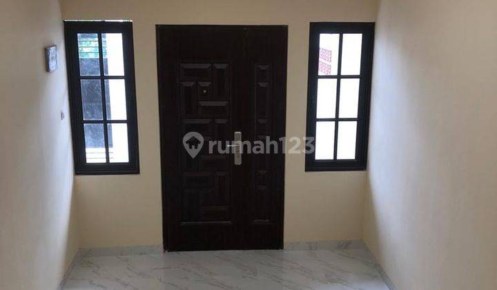 Rumah 2 Lantai Bagus SHM di Kiwi Residence, Tangerang Selatan 1