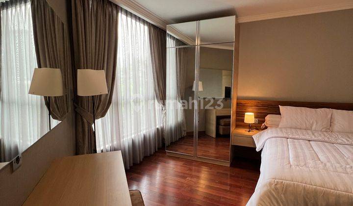 Apartement Apartemen Aston Rasuna 3 BR Semi Furnished Bagus 2