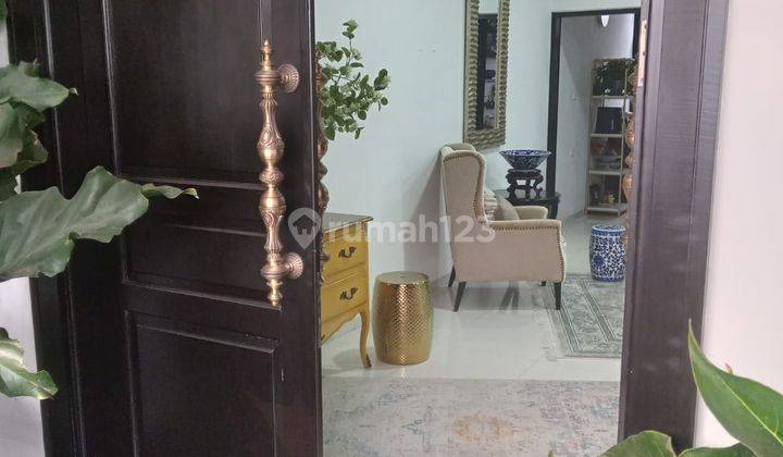 Rumah 2 Lantai Bagus SHM di Cluster Plumeira, Bintaro 2