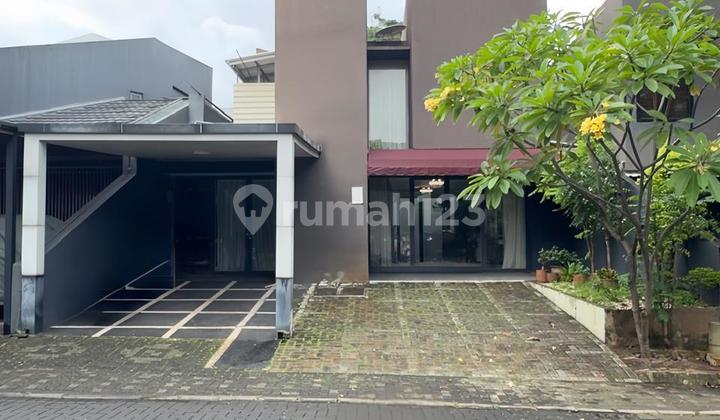 Nice House Ozon Residence SHM Pesanggrahan, South Jakarta