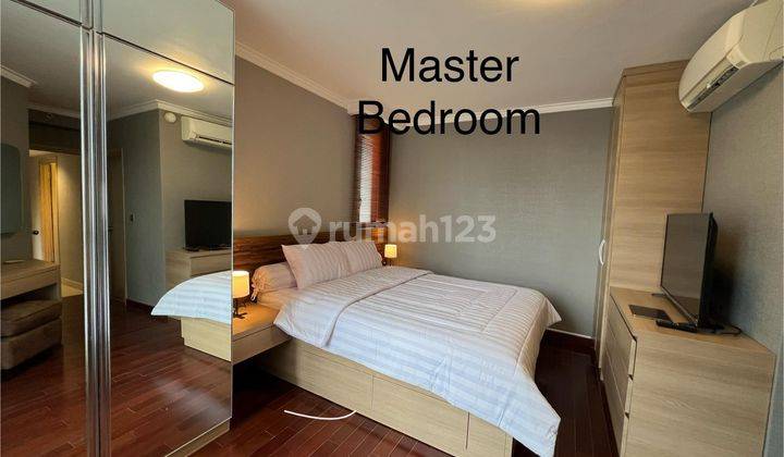 Apartement Apartemen Aston Rasuna 3 BR Semi Furnished Bagus 1