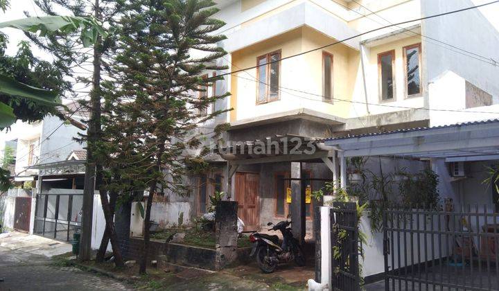 Rumah Butuh Minim Renovasi Cucur SHM Sektor 3A-Bintaro, Jakarta Selatan 1