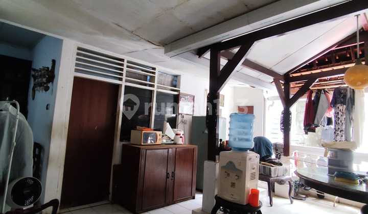 Rumah Butuh Minim Renovasi Semi Furnished SHM Bintaro, Jakarta Selatan 2