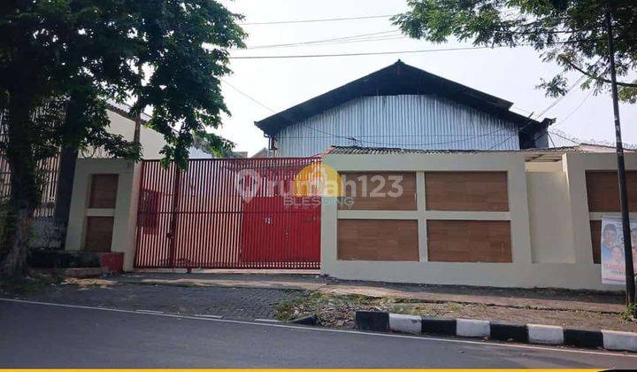 Gudang Letaknya Strategis di jl.Abdulrahman Saleh Semarang Barat 1