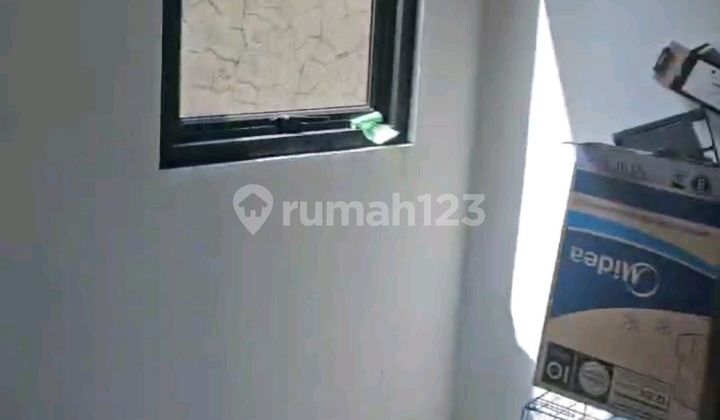 Rumah Pusat Tengah Kota Siap Pakai Di Indraprasta Semarang  2