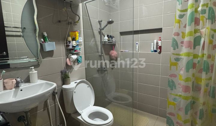 D Jual Cepat Rumah Full Furnished D Graha Padma 2