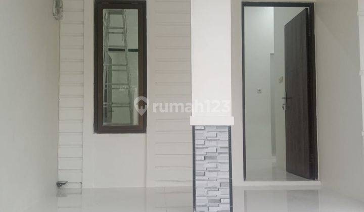 Dijual Rumah Mewah di Perumahan Graha Pesona Jatisari Semarang 