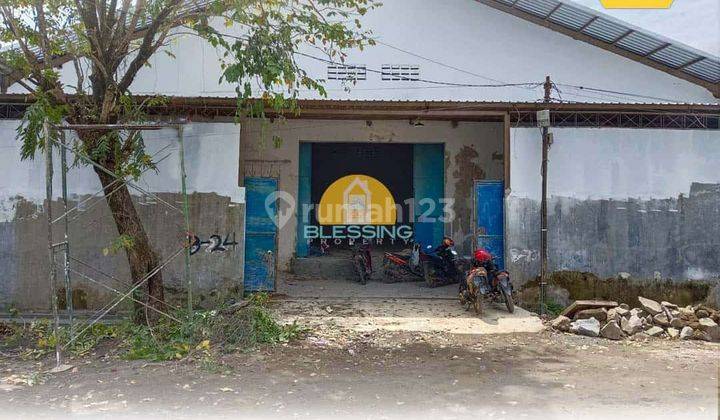Disewakan Gudang Pangkalan Truk Genuk Semarang  1