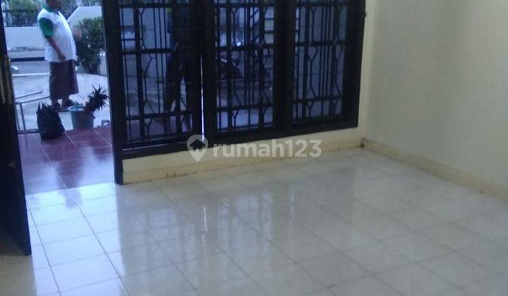 Rumah 2 lantai di Perumahan Srondol Bumi Indah Semarang 2