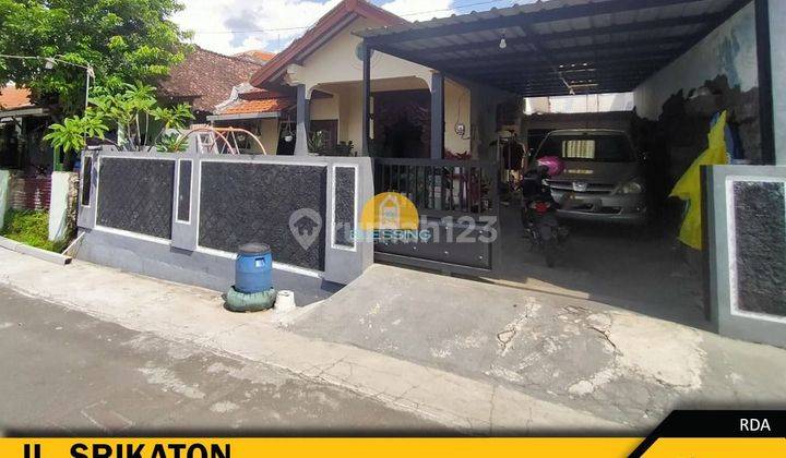 Rumah Bebas Banjir di Jl.Srikaton Ngaliyan Semarang Barat  1