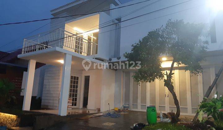 Rumah 2 Lantai Bagus di Jalan Ganesha Pedurungan  2