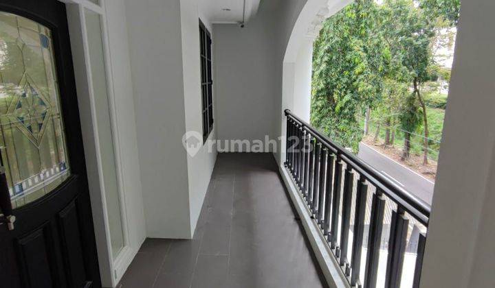 Rumah 2 Lantai Bagus di Jalan Gajah Mungkur  Semarang  2