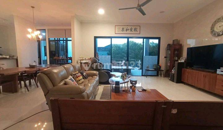 Rumah Mewah Full Furnished Di Perumahan Bukit Sari Semarang 2