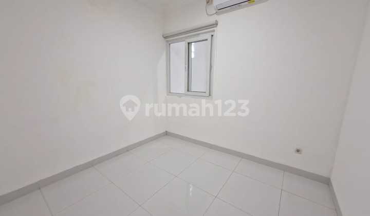 D House West Semarang With a Comfortable Environment