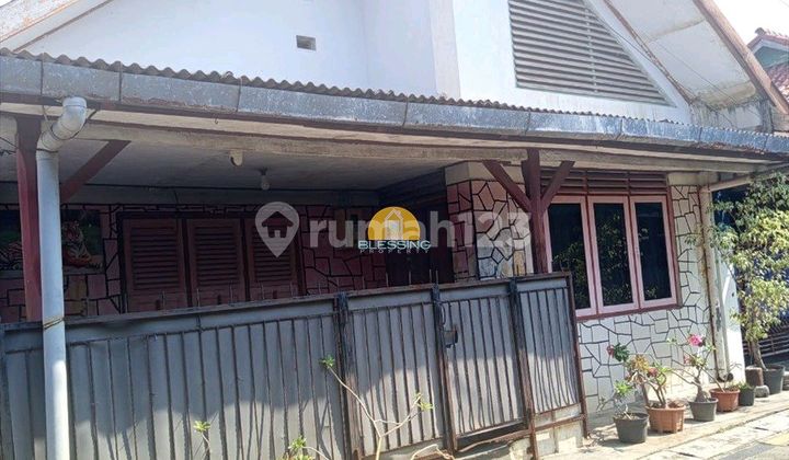 House Suitable for Boarding on Jl. Laut Kendal 1