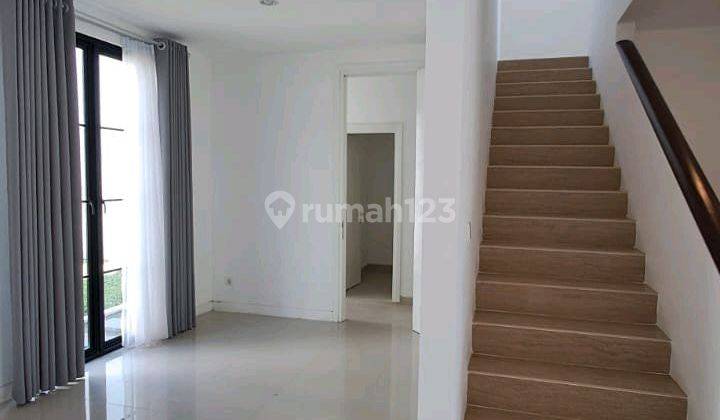 Rumah 2 Lantai 4 Kamar Tidur Di Perumahan Boulevard Citragrand Semarang 2