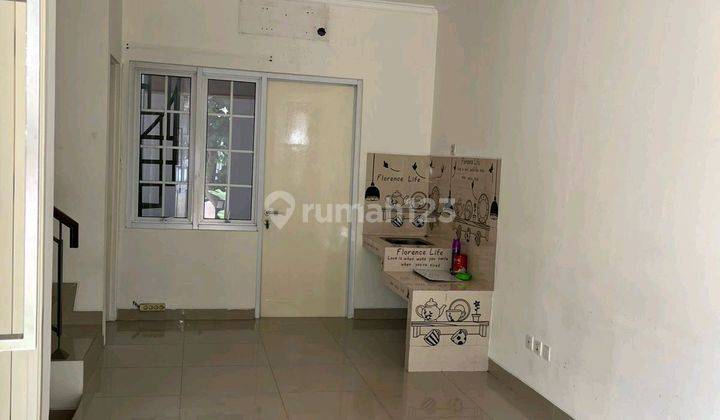 Rumah Tengah Kota Semarang Di Perumahan Paramount Village  2