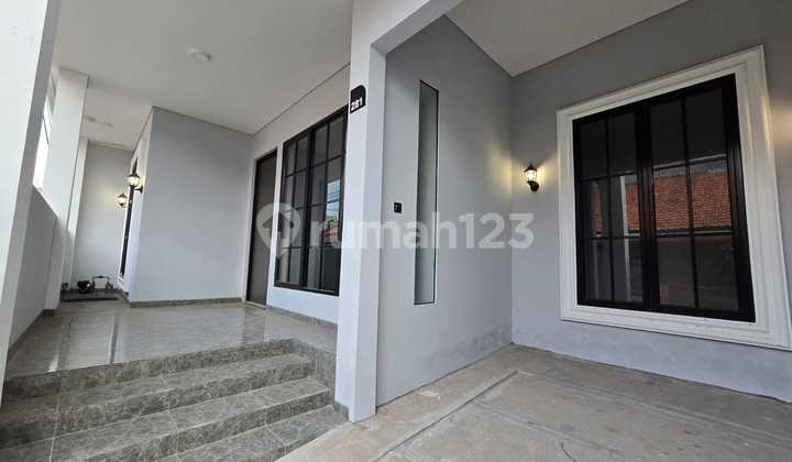 Rumah Cantik Di Perumahan Tanah Mas Semarang 2