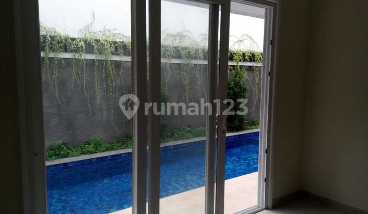 Beautiful 2-Story House Ready to Occupy and Modern in Golf Residence Candi Golf Semarang 2