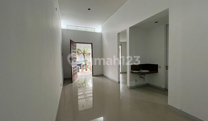 Rumah Siap Pakai Di Perumahan Greenstone Citragrand Semarang 2