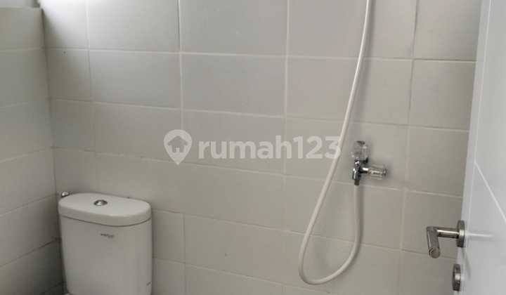 Rumah Bersih Dan Nyaman Di Perumahan Victoria Highland Bsb 2