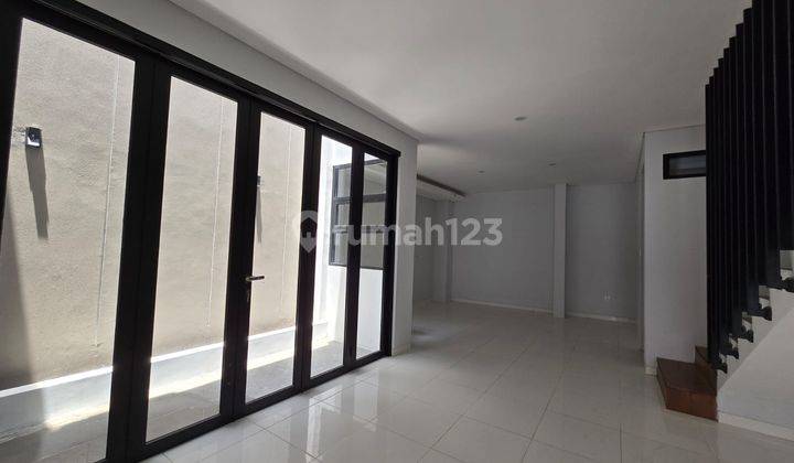 Rumah Cantik, Bersih Terawat Di Perumahan Citragrand Semarang 2