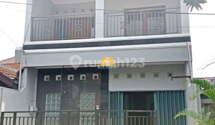 House Can Be for Residence or Commercial Space on Jl. Merbau Banyumanik 1