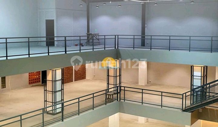 Ruang Usaha Plus Gudang Strategis Di Semarang Barat 1