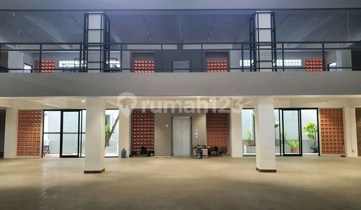 Ruang Usaha Plus Gudang Strategis Di Semarang Barat 2