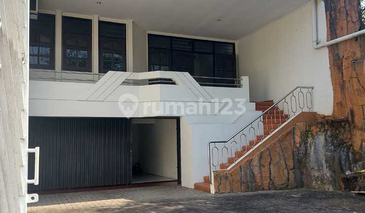 Rumah Besar 1 Lantai di Jl. Agung Gajah Mungkur Semarang 1